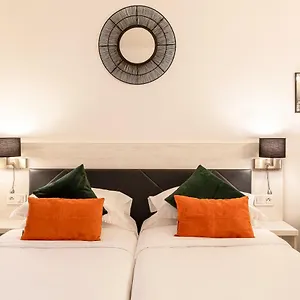 Отель Hotel Korner Sorbonne, Париж