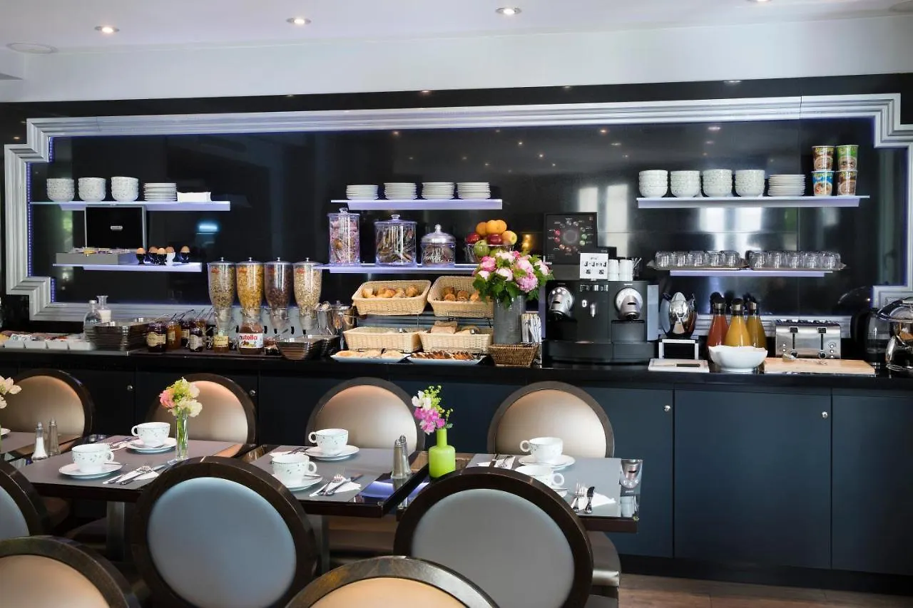 פריז Hotel Plaza Elysees